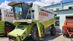 CLAAS Lexion 480 (2000) в наличии 穀物収穫機